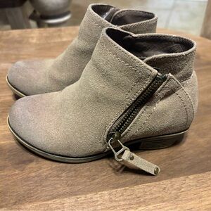 Size 10 little girls boots